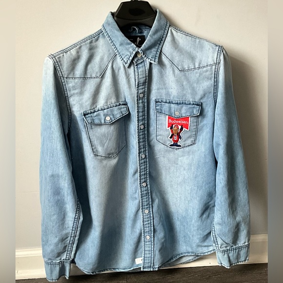 EARL-jean Other - VTG-EarL Jean"Budweiser-unisex Long Sleeve Shirt, Light Blue Size L